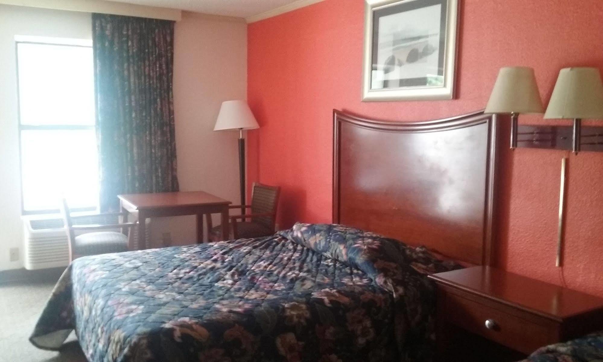 Chickasaw Best Inn Formerly Known As M Star Hotel מראה חיצוני תמונה